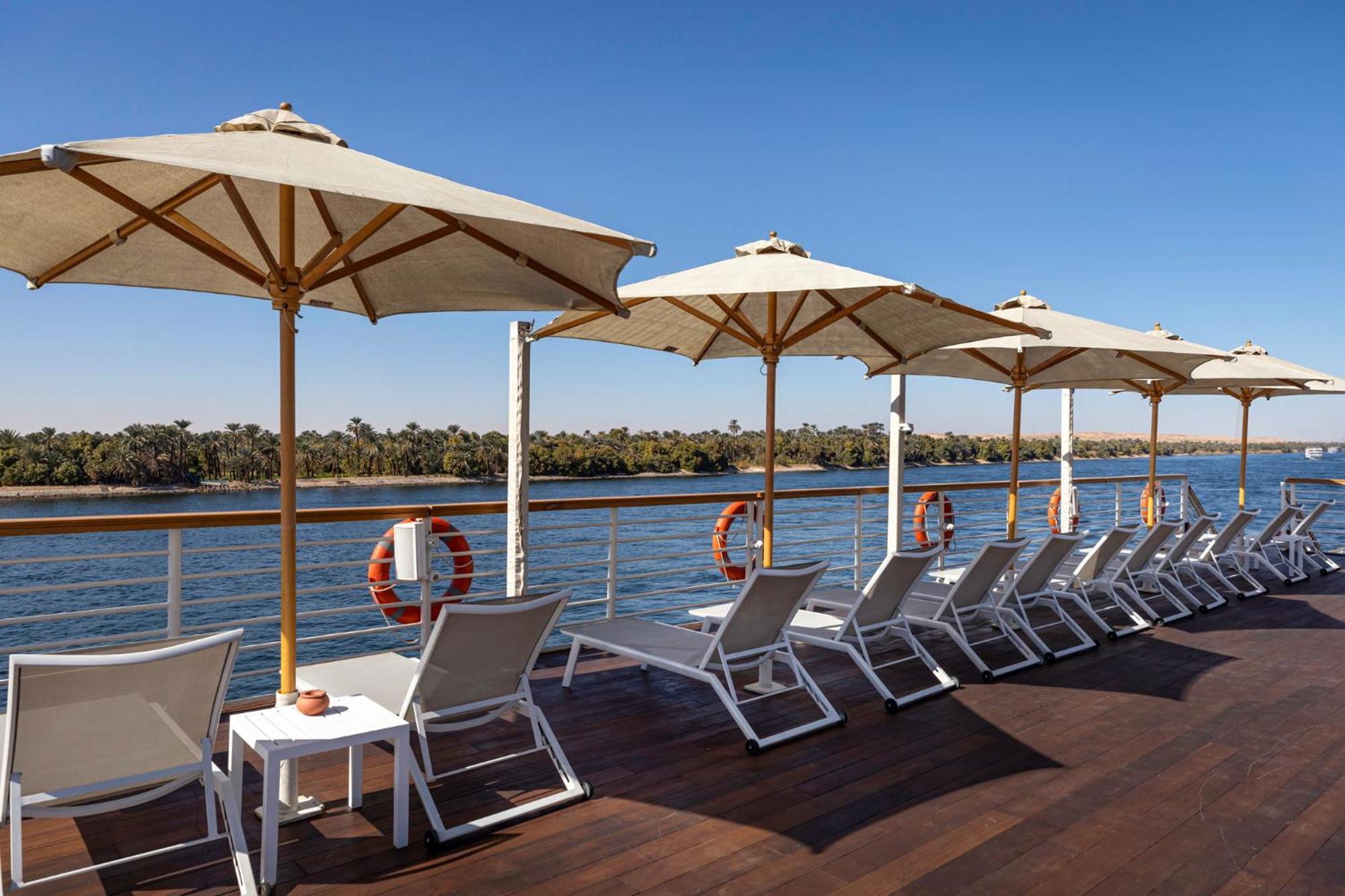 Tia Boutique Nile Cruise - Every Monday From Luxor For 04 & 07 Nights - Every Friday From Aswan For 03 & 07 Nights Екстериор снимка